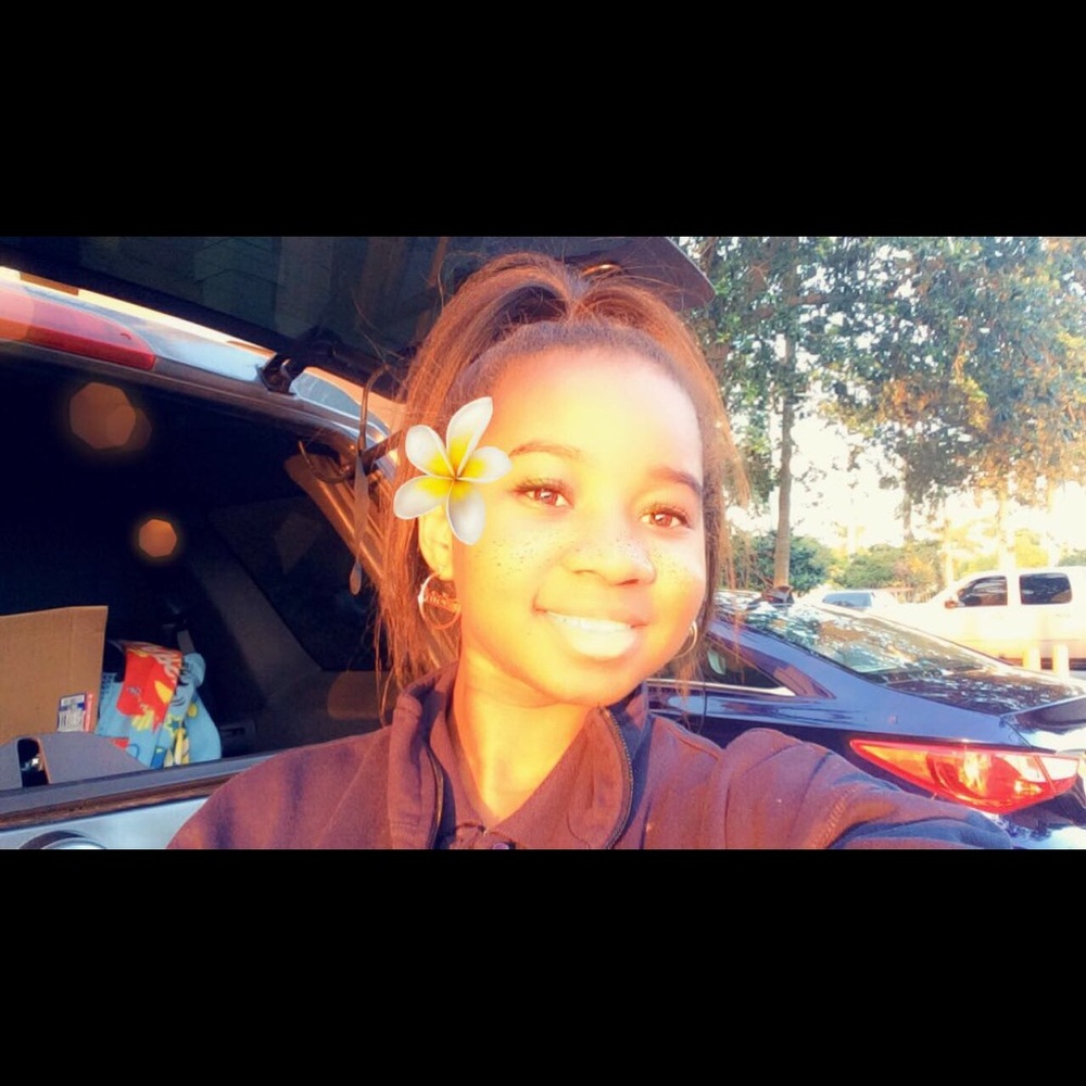 Meet your Posher, Edlyng